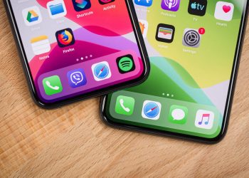 Apple Warns 2019 iPhone 11 Users Not to Replace The Display