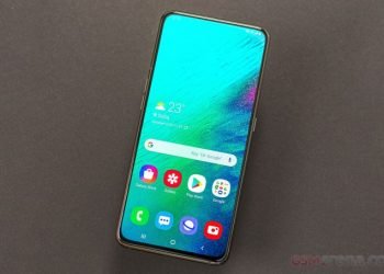 Galaxy S11 Leak Hints At a Taller 20:9 display