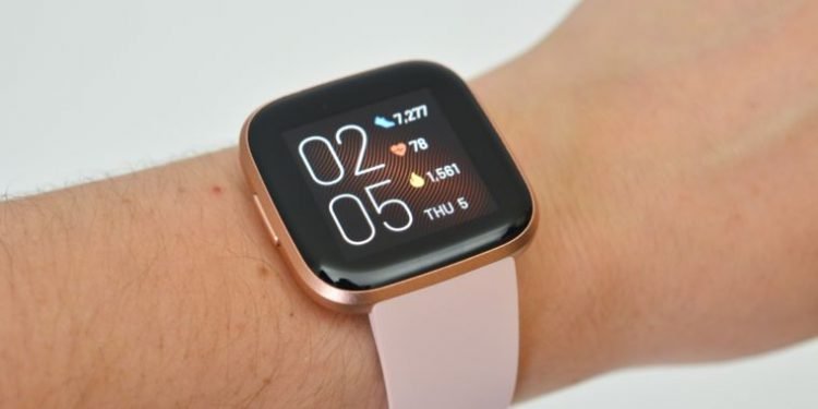 Google Is Reportedly Trying To Buy Fitbit