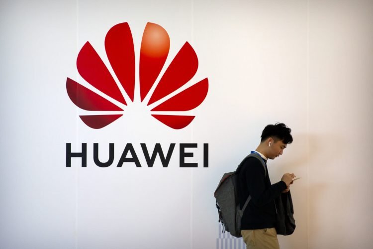 Huawei Denies Receiving Billions In Financial Aid From Chinese
