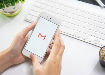 Google Now Lets Users Attach Emails To An Email In Gmail