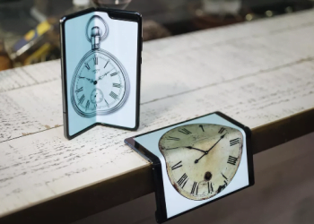 Future Foldable Smartphones Could Use Diamond Glass, Report Says