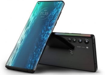 Motorola Returns To Flagship Phones With The Edge Plus