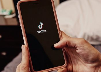 TikTok Broke Privacy Promises, Children’s Groups Say