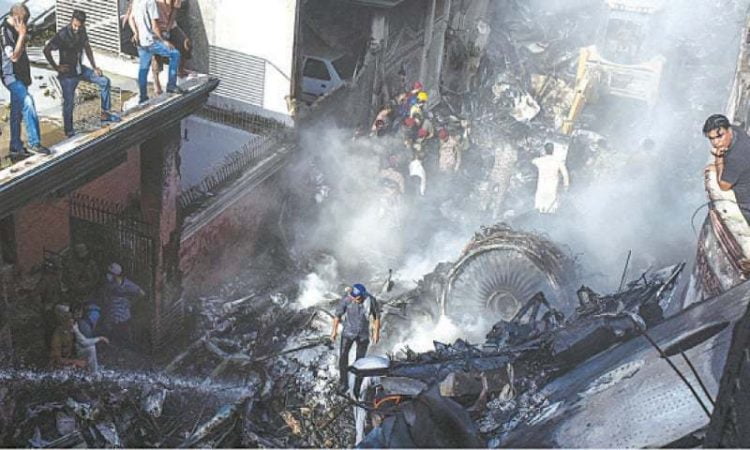 Pak Govt Seeks Explanation From Aviation Body on Letter About PIA Pilot’s Conduct Prior To Crash