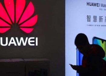 Huawei Surpassed Samsung as The largest Smartphone Maker in April 2020 Globally