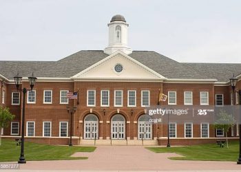 PTI MNA Seeks 50pc Reduction In Private School Fees