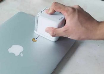 The World’s Smallest Mobile Color Printer
