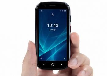 Jelly 2, World’s Smallest 4G Android 10 Smartphone Achieves Crowdfunding Goal