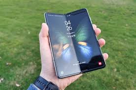 Samsung Galaxy Fold 2 to Come Bundled With 25W Fast Charger