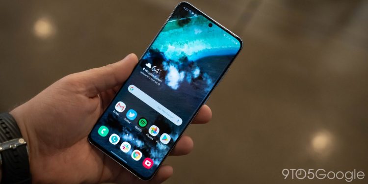 Samsung May Follow Apple’s lead, Ditch included Charger w/ Future Smartphones