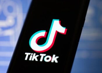 US judge suspends Trump ban on TikTok downloads