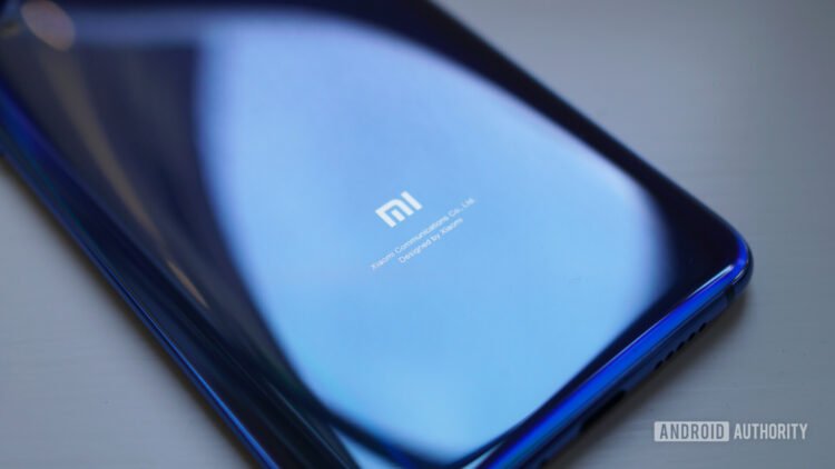 Xiaomi patents a Smartphone design with detachable rear camera layout