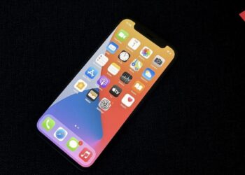 Apple might finally ditch the iPhone notch, but not until 2022