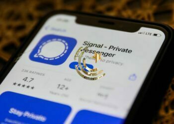 WhatsApp rival tests cryptocurrency payments in U.K.