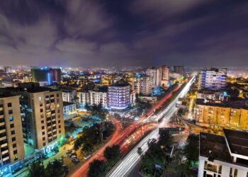 In the Karachi IT Park, 210 enterprises and approximately 8400 employees will be catered