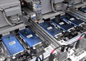 Samsung has begun manufacturing mobile phones in Pakistan