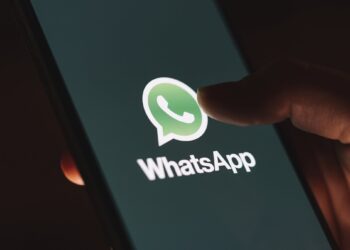 An FBI document reveals how easy it is to access WhatsApp messages