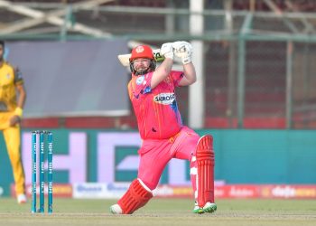 Islamabad United a massive victory, Hales-Sterling outperforms