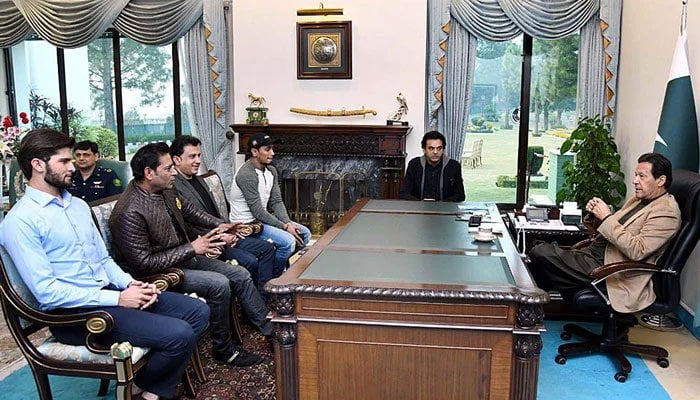 PM Imran Khan desires Lahore Qalandars to win PSL 2022