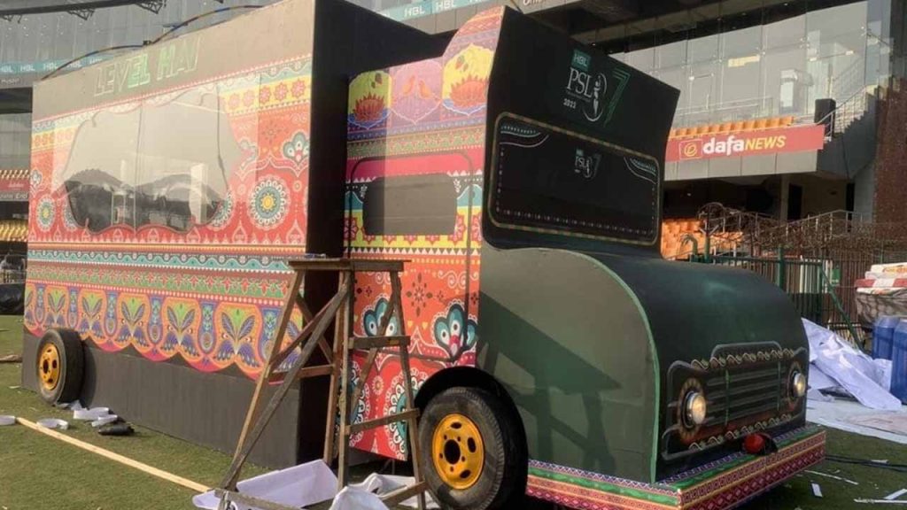 In Lahore, PSL will get a unique truck art commentary box