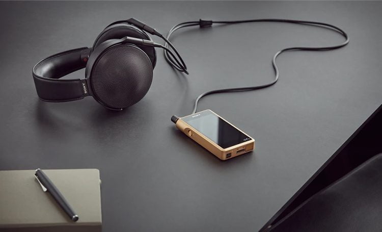 Sony is reintroducing a premium Walkman with Wi-Fi and 40 hours of playtime