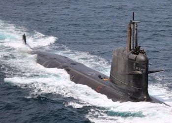 Pak Navy stops an attempt by an Indian submarine to enter Pakistani waters