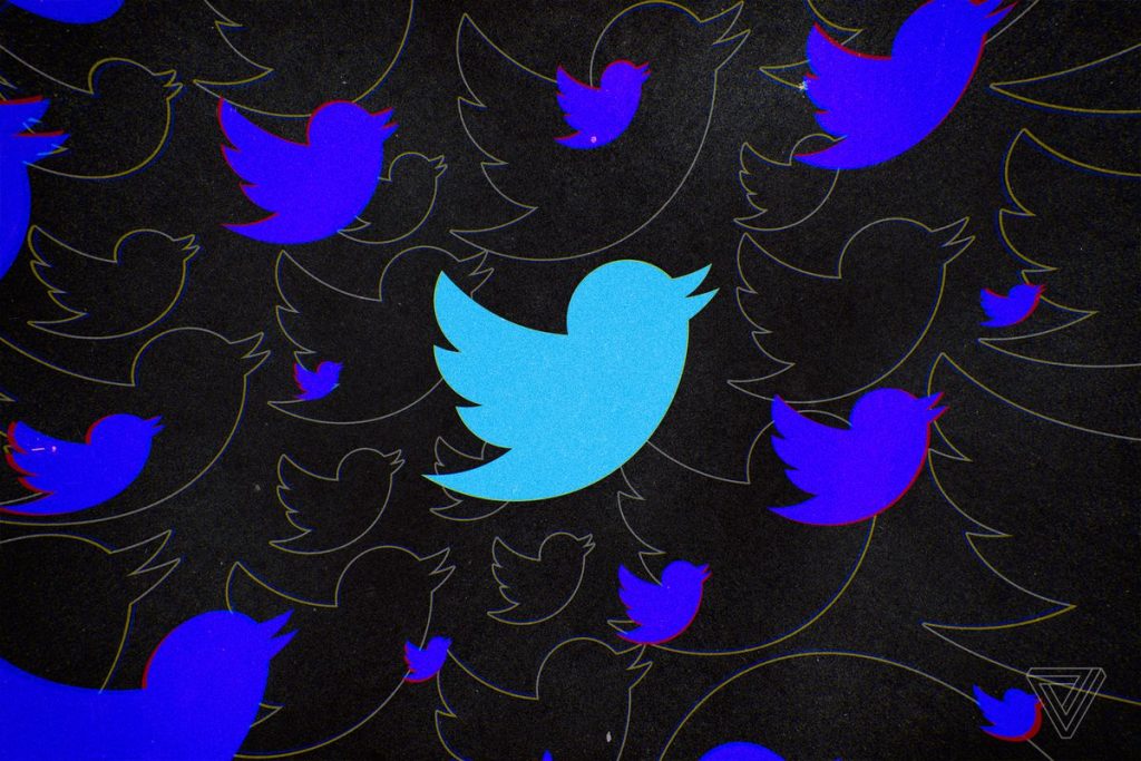 A CC button for video captioning is being tested by Twitter