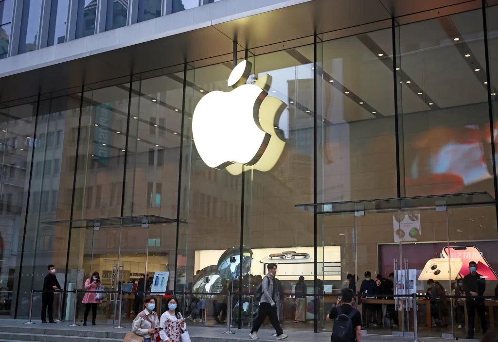 Apple store in Atlanta, the first store to petition for a union election