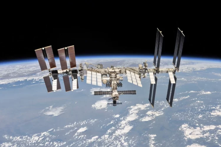 Crew of the first private voyage to ISS has returned to Earth