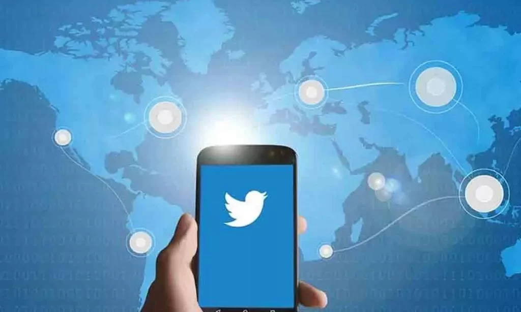 Edit feature on Twitter may save digital traces of previous messages