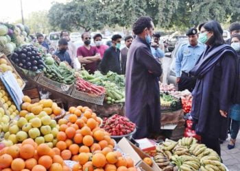 Ehsaas program reaches out to street vendors