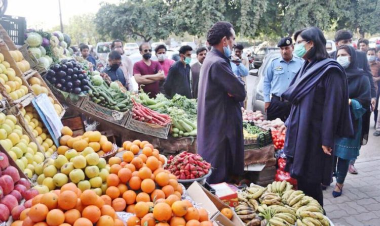 Ehsaas program reaches out to street vendors