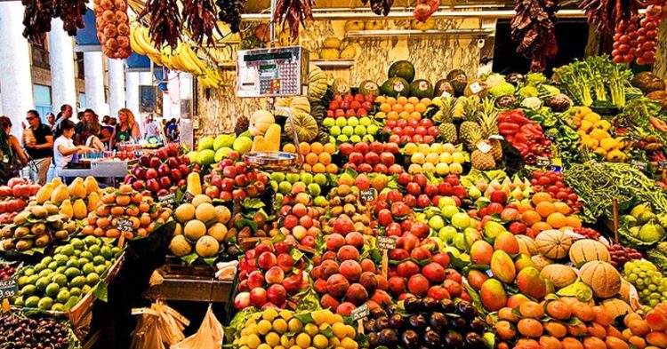 Food prices indicator shows record high due to Ukraine war, FAO