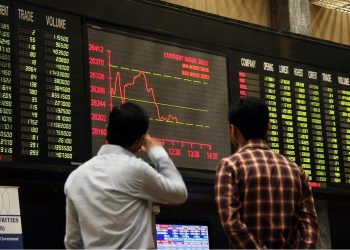KSE-100 drops by 1100 points due to recent political crisis