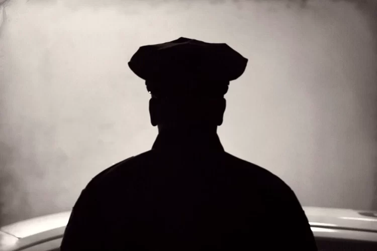 The case of fake Federal Agents perplexes US Intelligence experts