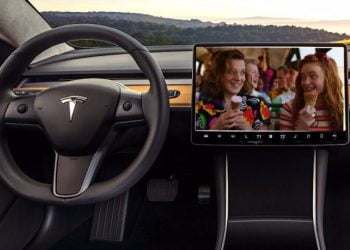 Watching TV in self-driving cars will be permitted under the Highway Code