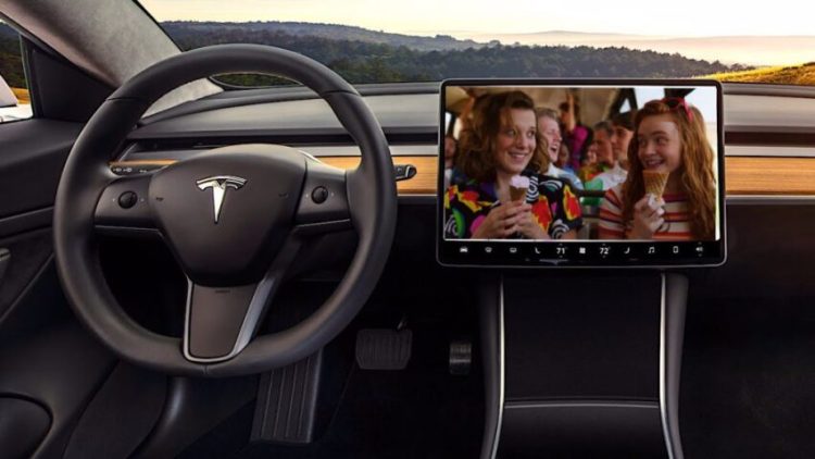 Watching TV in self-driving cars will be permitted under the Highway Code