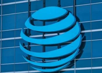AT&T will now route 911 calls based on a device's GPS location