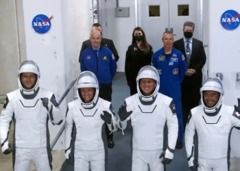 Four astronauts leave the ISS for a return journey to earth