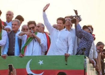 Imran Khan has given 6 days deadline to govt. to announce new elections