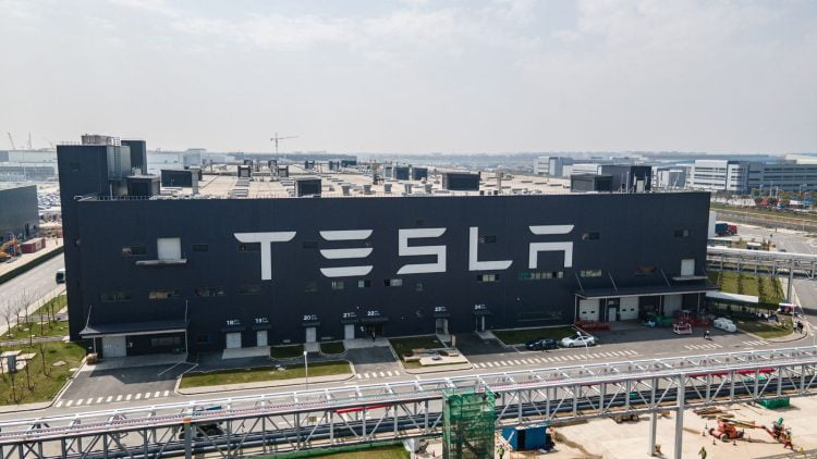 Parts shortages and Covid limitations cause Tesla production to delay in Shanghai