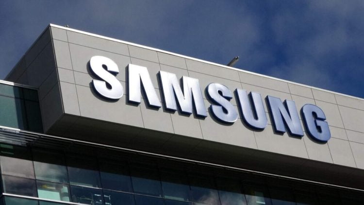 Samsung reportedly reduced smartphone manufacturing by 30 million units
