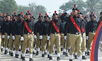 Sindh Police would provide university students paid internships