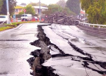 Sindh is shook by a powerful earthquake