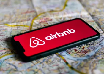ACCC sued Airbnb for misleading customers on accommodation prices