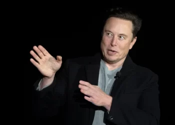 At a meeting, Musk will address Twitter employees