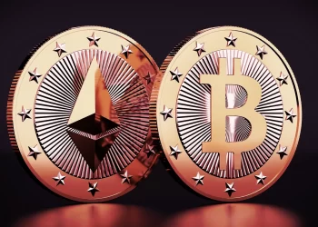 Bitcoin experiences record outflows, while Ethereum defies the trend