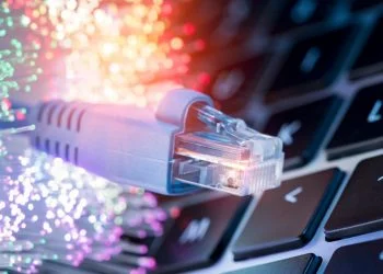 IT Ministry proposes the initiative of Rs. 5 billion optical fiber cable projects