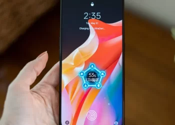 In terms of rapid charging, the Realme GT Neo 3 outperforms other phones